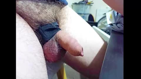 Snapshot of smallhairyuncut chatting on 05-02-26, 07:30 Small Hairy Uncut online show from 05-02-26, 07:30