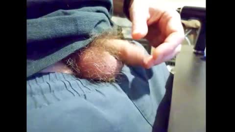 Snapshot of smallhairyuncut chatting on 05-08-26, 10:59 Small Hairy Uncut online show from 05-08-26, 10:59