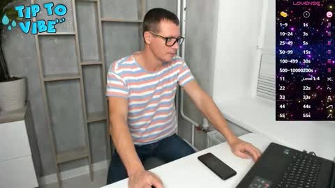 Alex online show from 12-02-25, 05:52