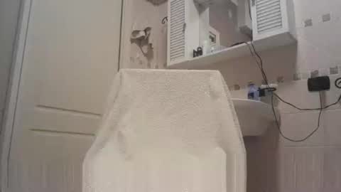 smallone8825 online show from 09-26-25, 05:00