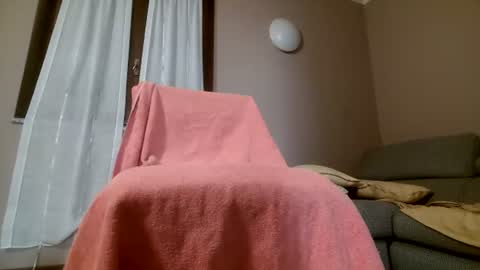 smallone8825 online show from 06-15-26, 04:47