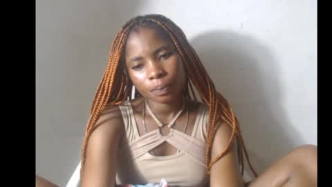Snapshot of smallsluty chatting on 05-31-26, 07:15 smallsluty online show from 05-31-26, 07:15