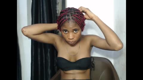 Snapshot of smallsluty chatting on 07-06-26, 07:16 smallsluty online show from 07-06-26, 07:16