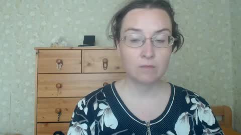 smart_rose online show from 05-19-26, 12:22
