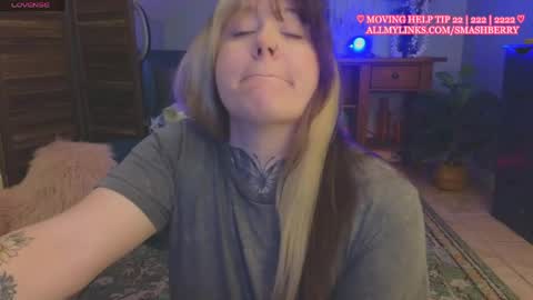 Snapshot of smashberry chatting on 04-28-26, 01:04 bb online show from 04-28-26, 01:04