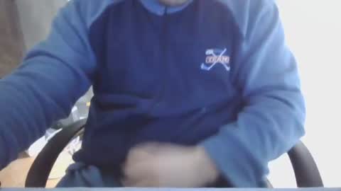 Snapshot of smeldick chatting on 03-19-26, 12:47 smeldick online show from 03-19-26, 12:47