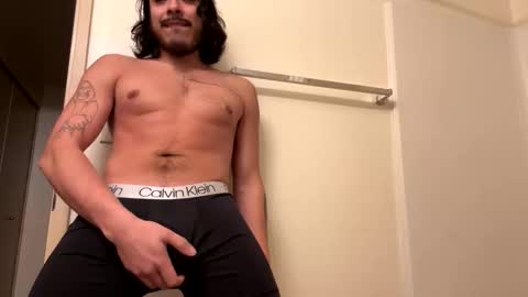 Snapshot of smex_charm chatting on 12-16-25, 09:20 smex_charm online show from 12-16-25, 09:20