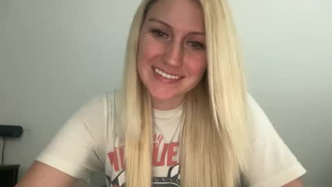 smexxii93 online show from 11-02-25, 07:05