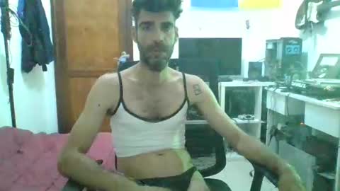 Snapshot of smile3555 chatting on 11-23-25, 08:52 willy online show from 11-23-25, 08:52