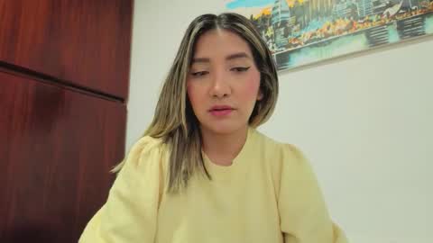 Snapshot of smile__1 chatting on 02-26-26, 12:59 smile__1 online show from 02-26-26, 12:59