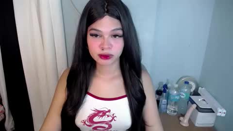 Snapshot of smile_sunshinex chatting on 10-08-25, 03:15 call me sunshine online show from 10-08-25, 03:15