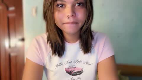 Snapshot of smile_sunshinex chatting on 03-16-26, 07:01 call me sunshine online show from 03-16-26, 07:01