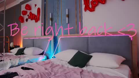 Mia online show from 02-19-25, 11:28