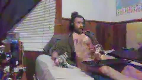 Snapshot of smileydink chatting on 02-25-25, 09:24 smileydink online show from 02-25-25, 09:24