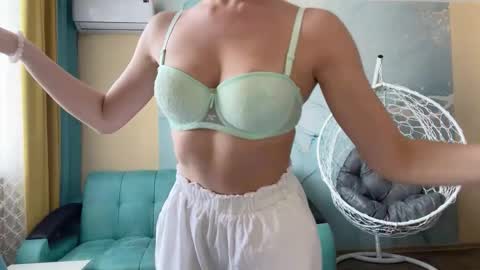 smiling_riddle online show from 03-19-26, 10:08