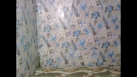 Snapshot of smilinglady27 chatting on 11-26-25, 10:11 smilinglady27 online show from 11-26-25, 10:11