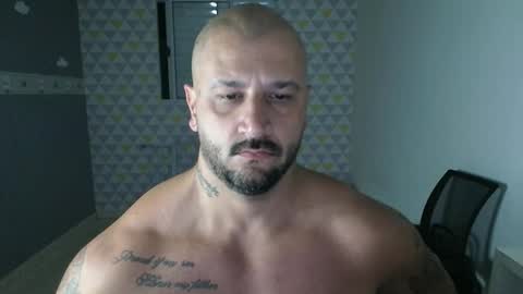 Snapshot of smithduke chatting on 05-04-26, 02:29 smithduke online show from 05-04-26, 02:29