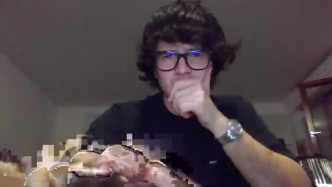 Snapshot of smo98king chatting on 12-14-25, 09:19 italian meat online show from 12-14-25, 09:19