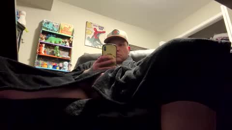 Snapshot of smoke4daddy chatting on 11-05-25, 08:47 Smoke4Daddy online show from 11-05-25, 08:47