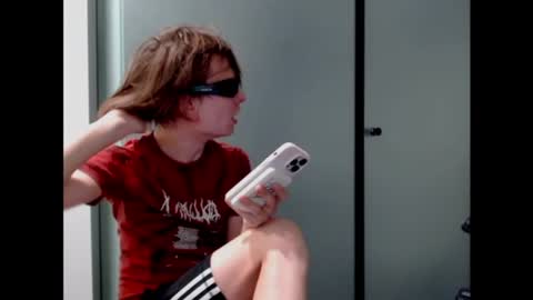 Snapshot of smoke_killer chatting on 06-22-26, 07:22 smoke killer online show from 06-22-26, 07:22