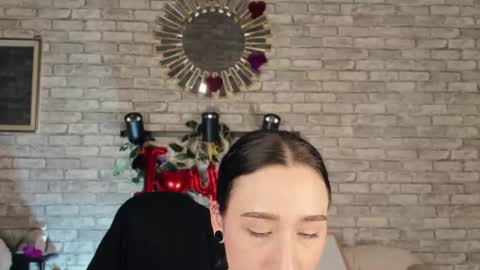 Snapshot of smoke_of_soul_ chatting on 02-14-25, 07:02 Smoki online show from 02-14-25, 07:02