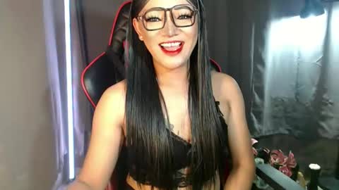 Amanda online show from 12-22-25, 07:33