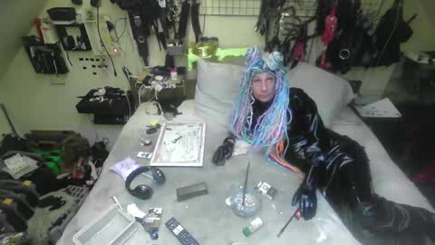 smokeslut365 online show from 11-16-25, 10:15