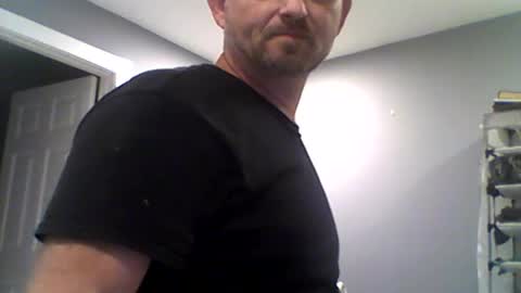 Snapshot of smokeymt420 chatting on 06-12-26, 06:12 smokeymt420 online show from 06-12-26, 06:12