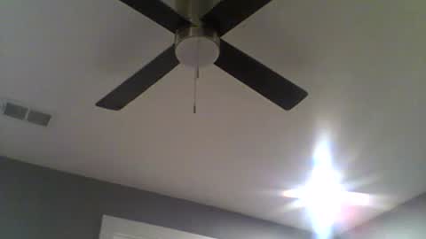Snapshot of smokeymt420 chatting on 06-28-26, 01:33 smokeymt420 online show from 06-28-26, 01:33