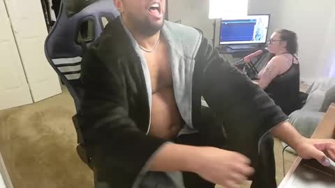 Snapshot of smoothj2015 chatting on 02-25-25, 09:42 Smoothj2011 online show from 02-25-25, 09:42