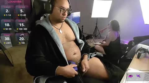 Snapshot of smoothj2015 chatting on 10-08-25, 07:50 Smoothj2011 online show from 10-08-25, 07:50