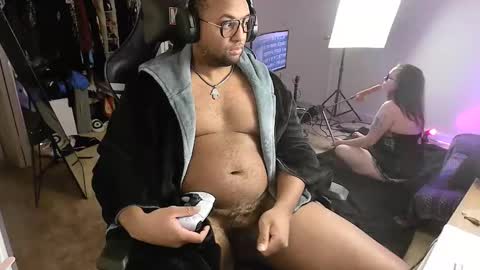 Snapshot of smoothj2015 chatting on 11-29-25, 09:01 Smoothj2011 online show from 11-29-25, 09:01