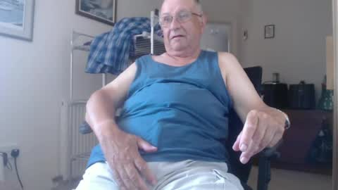 smoothmutton online show from 06-25-26, 12:09