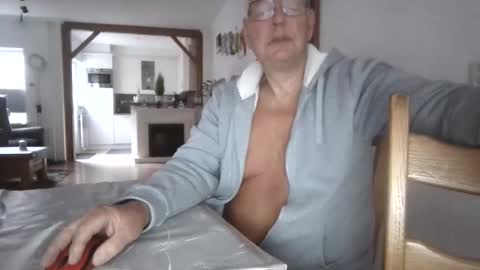 smoothy5460 online show from 11-28-25, 08:28