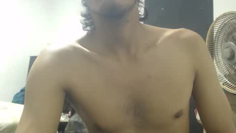 snackontime19 online show from 10-28-25, 06:06