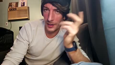 Snackyyyy online show from 02-28-26, 02:23