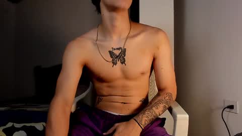 snakebutterfly online show from 12-22-24, 06:49