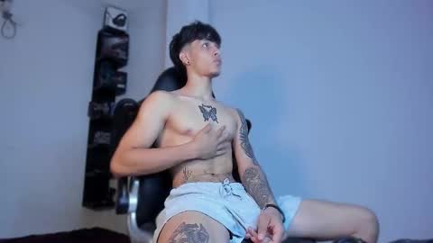 snakebutterfly online show from 09-29-25, 08:08