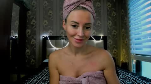 Snapshot of snezanablond chatting on 12-28-24, 08:58 Sneja online show from 12-28-24, 08:58