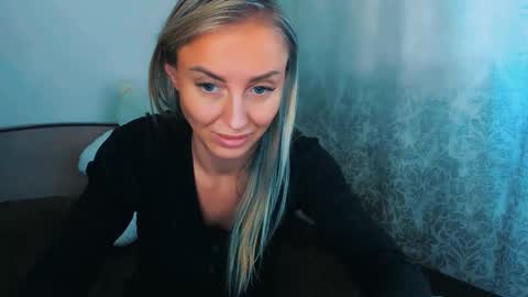 Snapshot of snezanablond chatting on 02-09-26, 08:18 Sneja online show from 02-09-26, 08:18