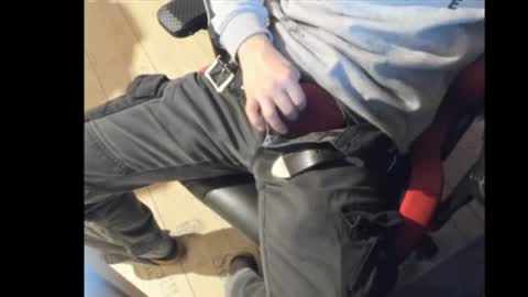 Snapshot of snip1977 chatting on 03-06-25, 09:42 snip1977 online show from 03-06-25, 09:42