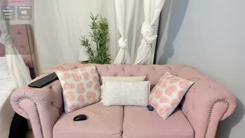 Snapshot of snooky_clintonn chatting on 09-21-25, 03:35 Snooky clintonn online show from 09-21-25, 03:35