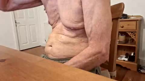 Snooty online show from 10-17-25, 08:55