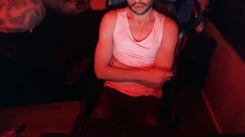 Snapshot of snow92jake chatting on 02-05-25, 09:04 snow92jake online show from 02-05-25, 09:04