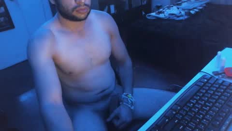 Snapshot of snow92jake chatting on 09-18-25, 07:10 snow92jake online show from 09-18-25, 07:10