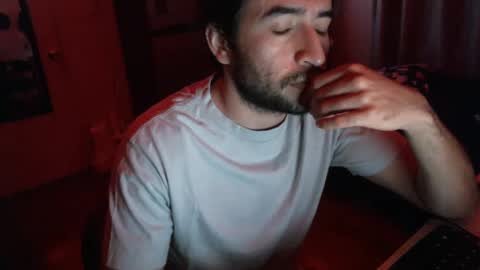 Snapshot of snow92jake chatting on 09-19-25, 07:32 snow92jake online show from 09-19-25, 07:32