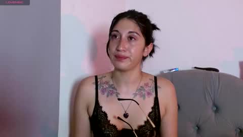 IG     OF red moonn online show from 11-21-25, 05:50