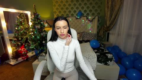 snow_whiteeex online show from 12-21-24, 11:02