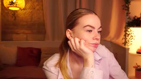 Hanna online show from 10-10-25, 07:51