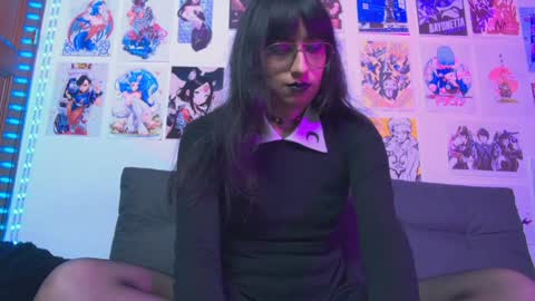 Snapshot of snowblack_ chatting on 02-08-25, 03:00 Snow and Bubble online show from 02-08-25, 03:00